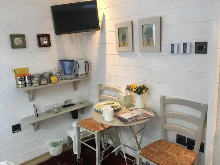 Garden Studio Cranbrook Ngoại thất bức ảnh